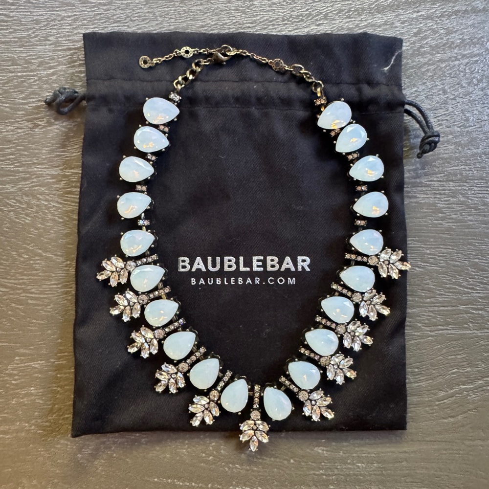 BaubleBar 18” Chunky Gemstone Necklace with extender, excellent condition